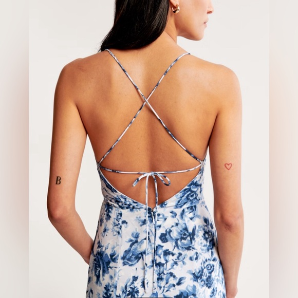 Abercrombie & Fitch NWT Camille Tie-Back Gown Maxi - Light Blue Floral - XLP - Picture 2 of 14